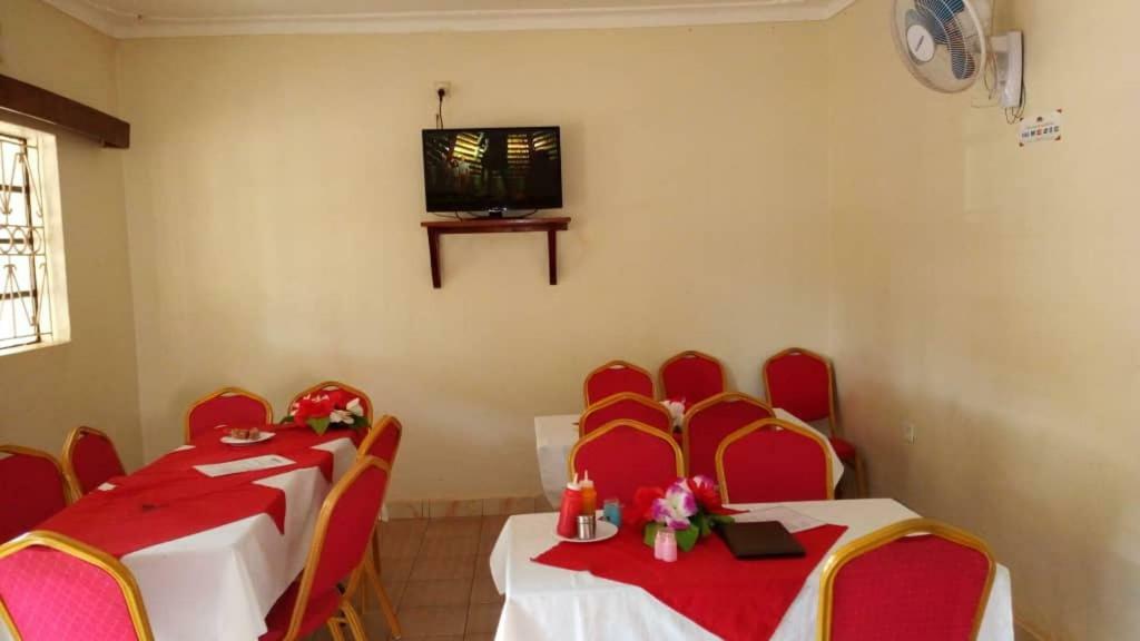 Kanberra Hotel Lira المظهر الخارجي الصورة